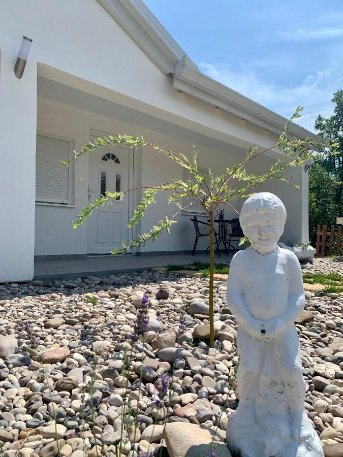 Kristalni Slap Kravice Villa Liyubuşka Dış mekan fotoğraf
